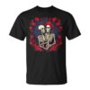 Skeleton Couple in Love for Valentine's Day Unisex T-Shirt