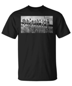 Workers Eating Lunch In Unaiga New York 1930s Unisex T-Shirt
