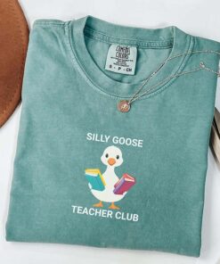 Silly Goose Teachers Club T-Shirt For Book Lovers