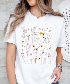 Summer Inspirational T-Shirt With Pressed Flowers