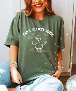 Funny T-Shirt Of God'S Dumbest Goose