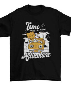 Adventure Animals Graphic Tee - Fun Outdoor Shirt for Men and Women T-Shirt