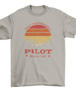 Retro Sunset Forest T-Shirt - Nature Lover Gift Idea T-Shirt